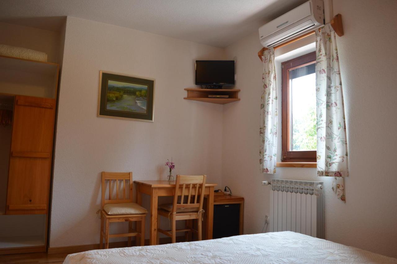 Plitvice Miric Inn Plitvička Jezera Екстериор снимка