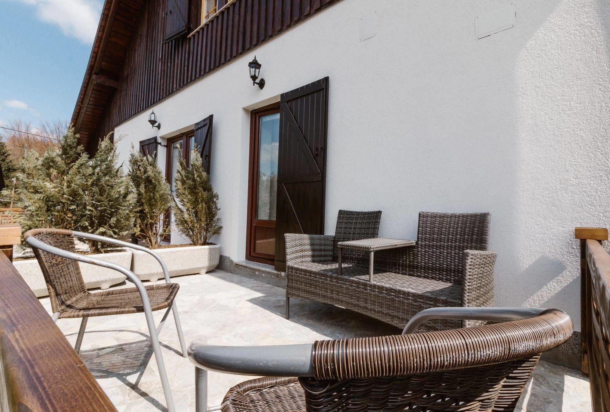Plitvice Miric Inn Plitvička Jezera Екстериор снимка