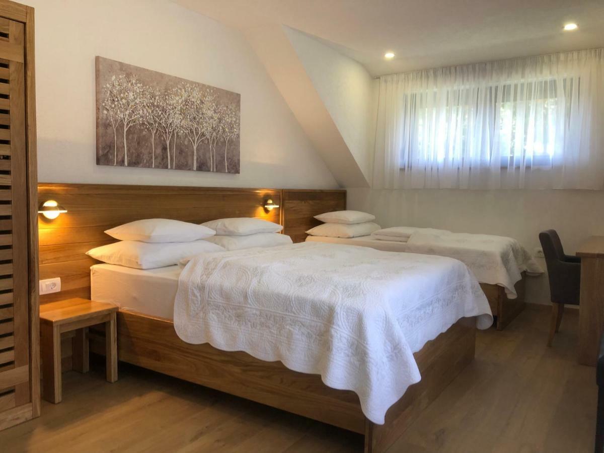 Plitvice Miric Inn Plitvička Jezera Екстериор снимка