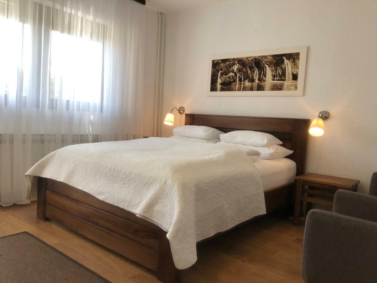 Plitvice Miric Inn Plitvička Jezera Екстериор снимка