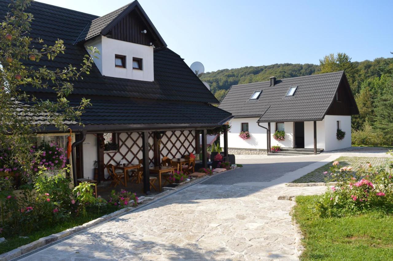 Plitvice Miric Inn Plitvička Jezera Екстериор снимка