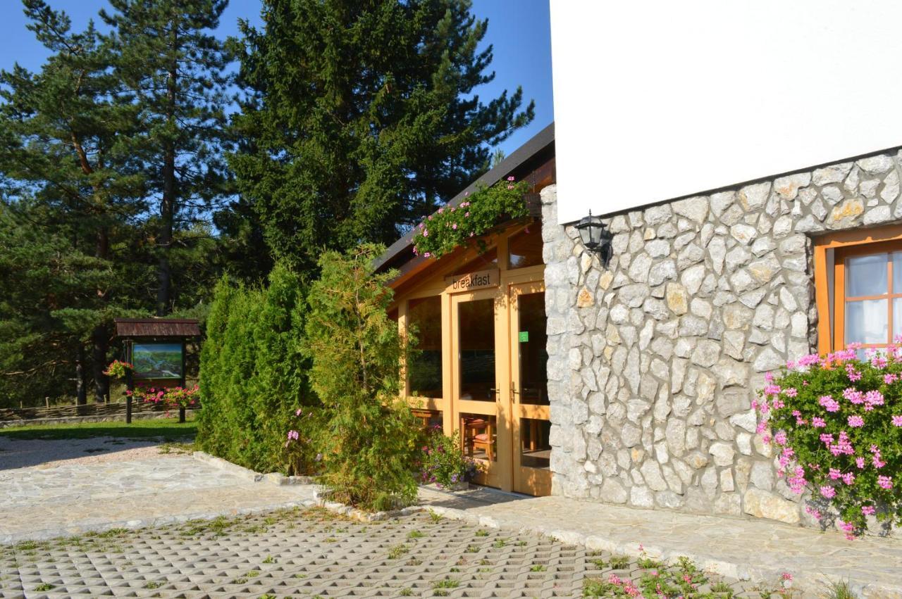 Plitvice Miric Inn Plitvička Jezera Екстериор снимка